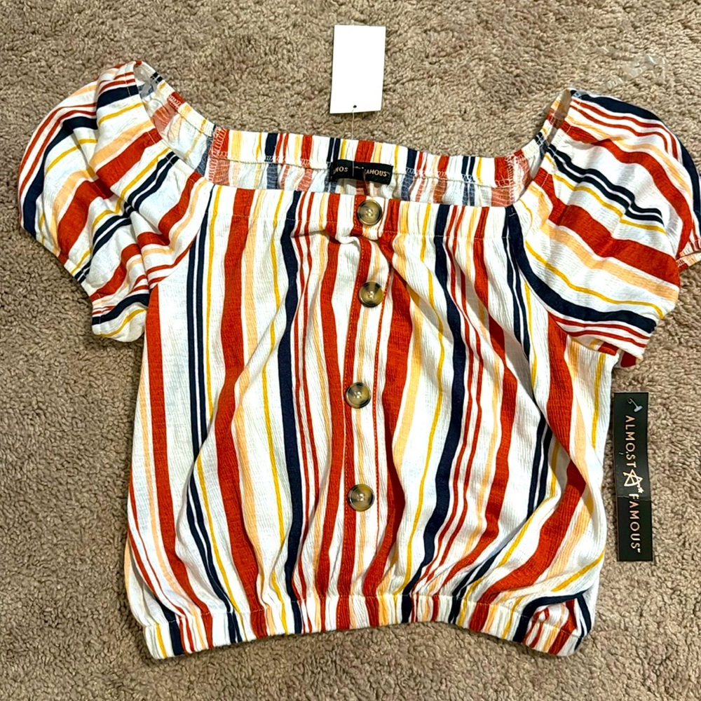 NWT - Almost Famous Cute Top